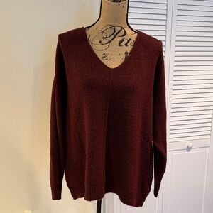 V-Neck Bergundy Brown and Black Sweater
